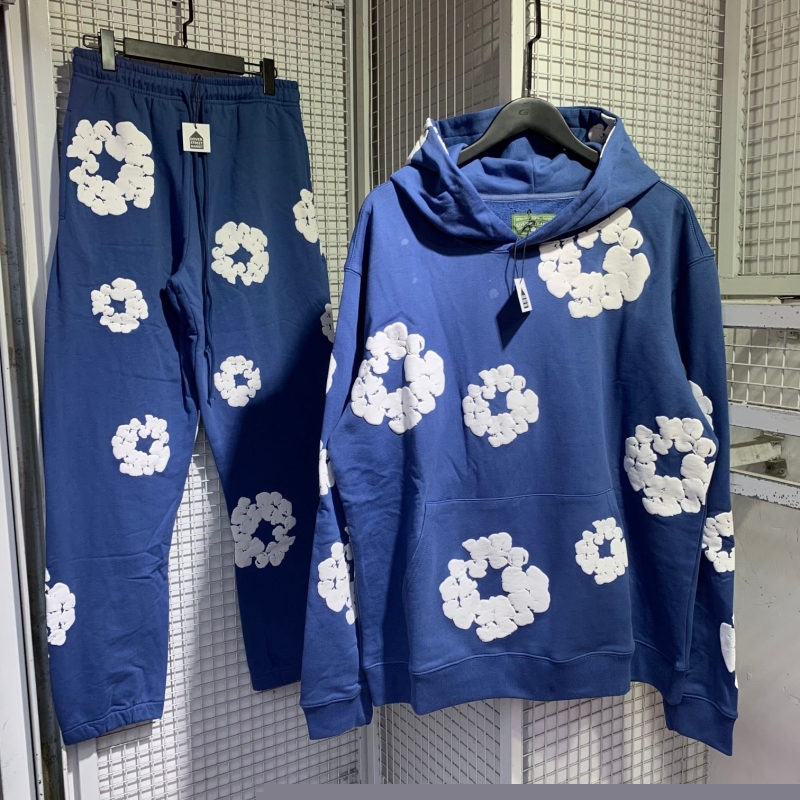 Ba*len*cia*ga hoodies